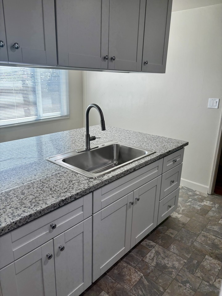 37037 Oak St #1 - Photo 4 of 13