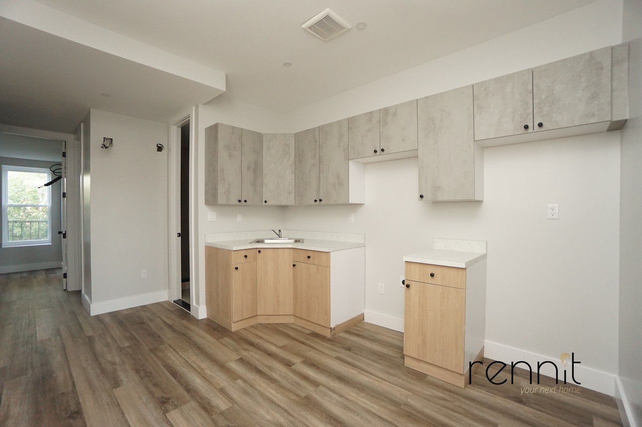 175 Hull St #2 - Photo 2 of 11
