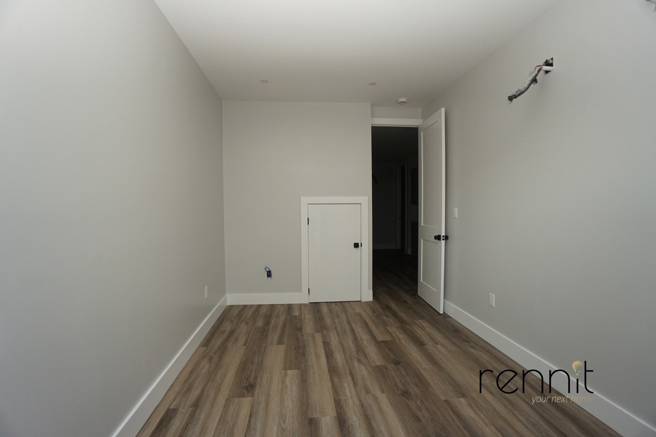175 Hull St #2 - Photo 5 of 11
