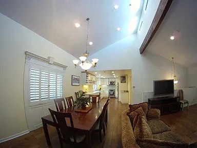 2718 Vanderbilt Ln #A - Photo 3 of 6