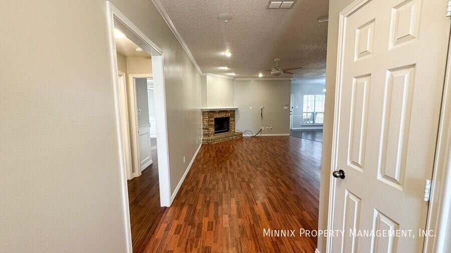 156 Frankford Ct - Photo 6 of 30