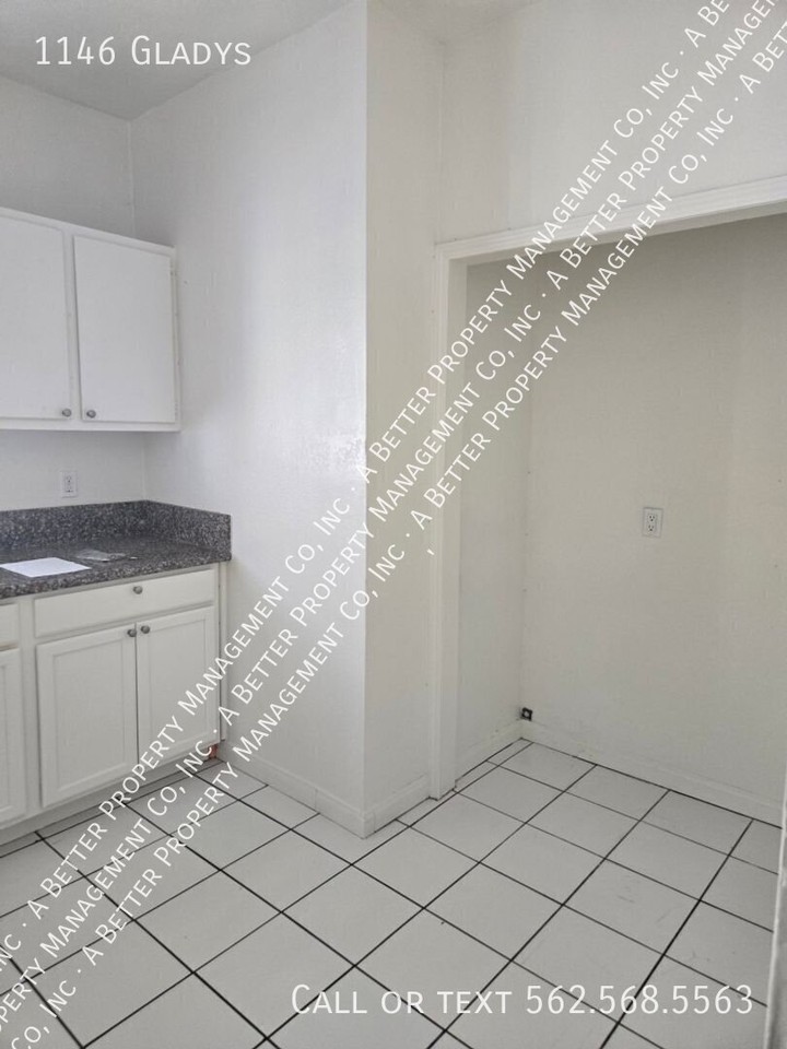 1146 Gladys Ave - Photo 7 of 18