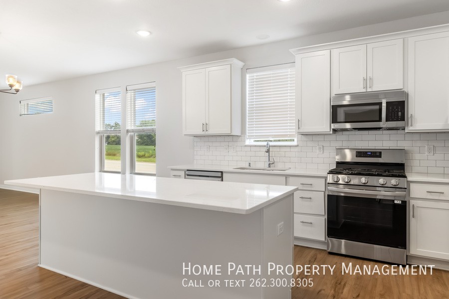 3904 19th St - Photo 2 of 24