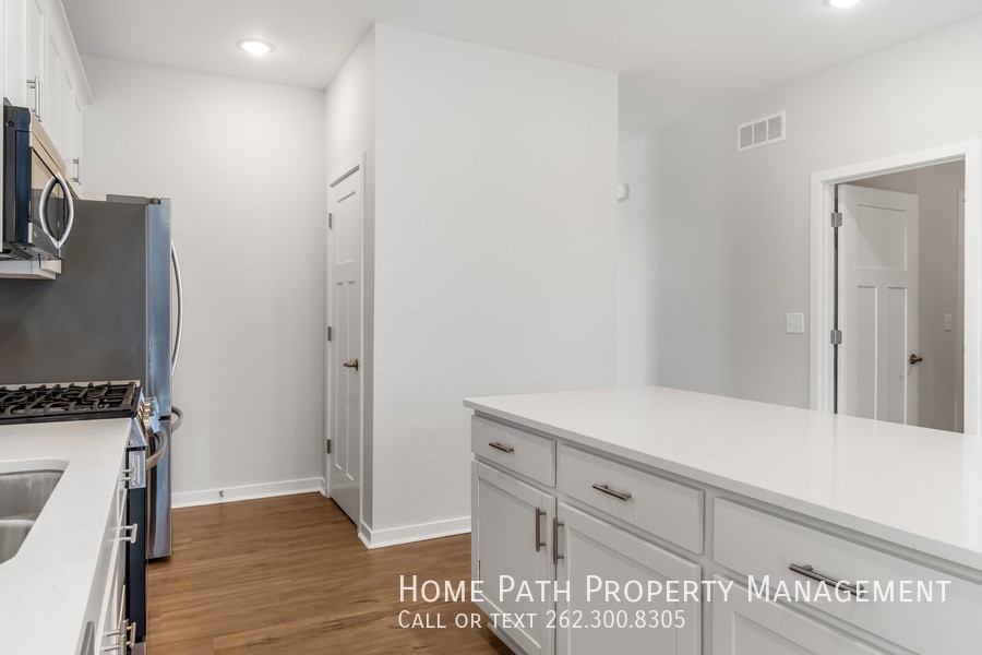 3904 19th St - Photo 5 of 24