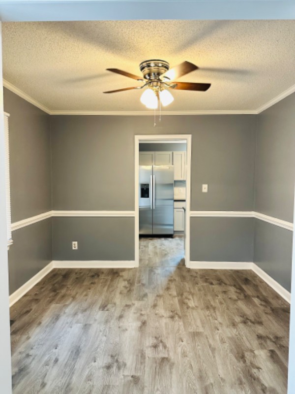 712 Lancelot Dr - Photo 4 of 17