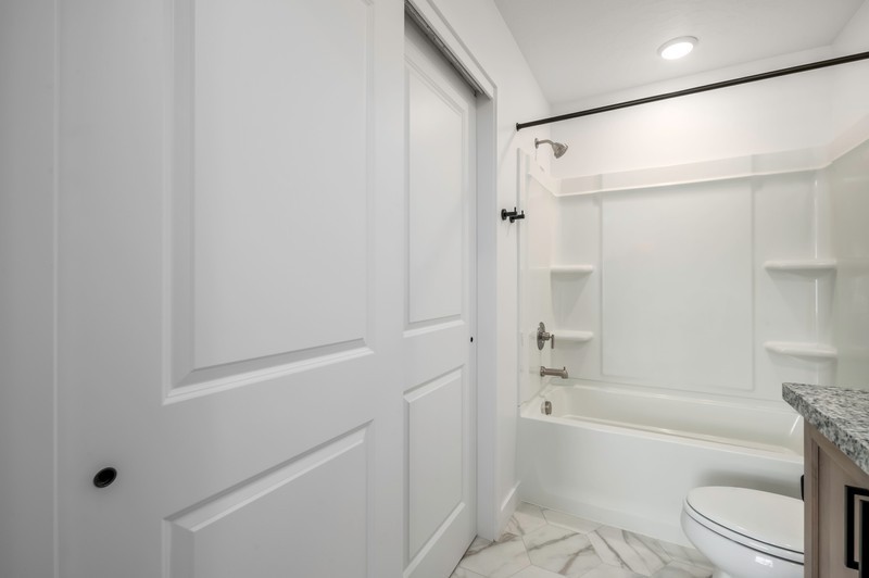 4205 W Dead Horse Ct - Photo 5 of 21