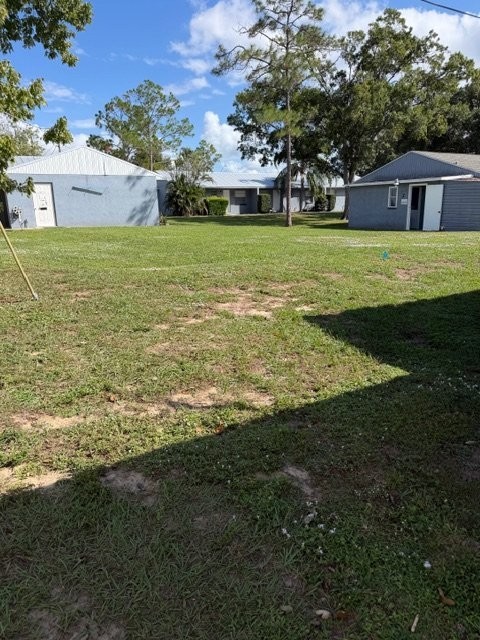 312 E Phoenix St - Photo 3 of 12