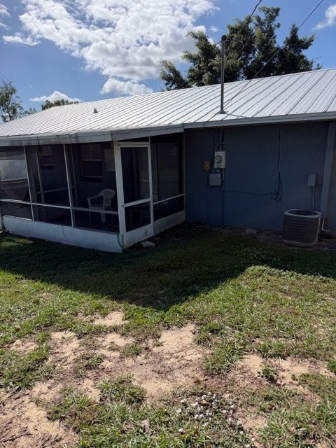 312 E Phoenix St - Photo 4 of 12