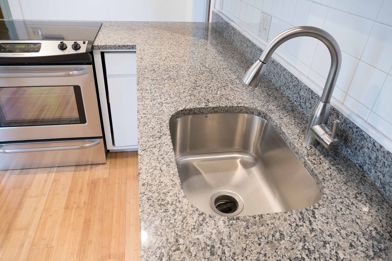 91 Elm St #1 - Photo 4 of 15