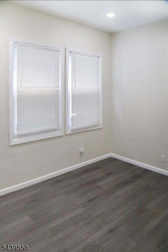 271 Washington St #2 - Photo 5 of 9