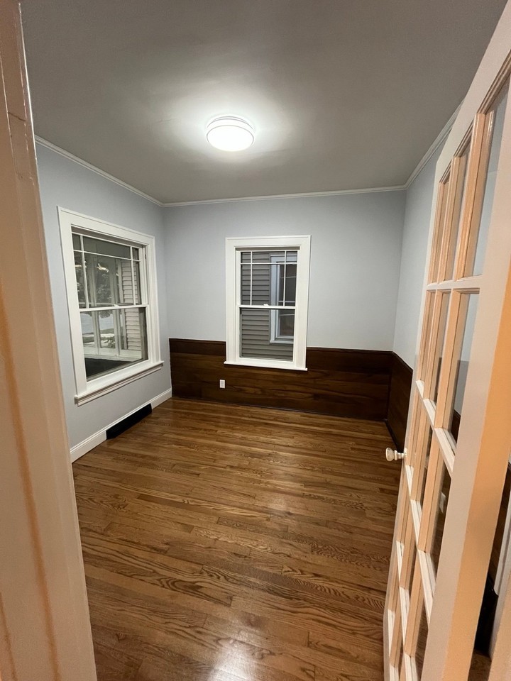 1407 Lake Ave - Photo 5 of 10