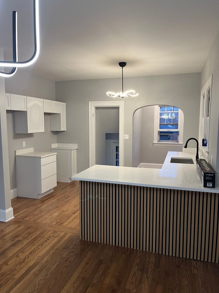 1407 Lake Ave - Photo 6 of 10