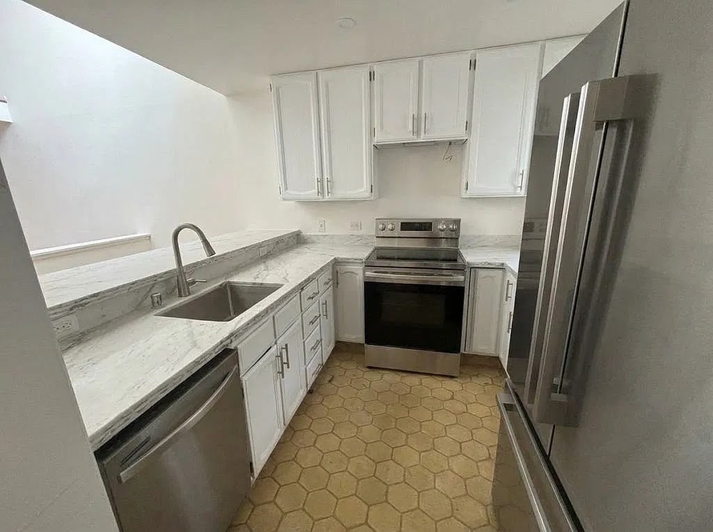 812 Via Casitas #1 - Photo 3 of 14