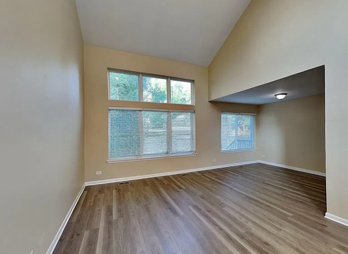2383 N Lancaster Ln - Photo 6 of 10