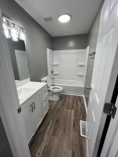 167 E Thomas Street - Photo 7 of 8