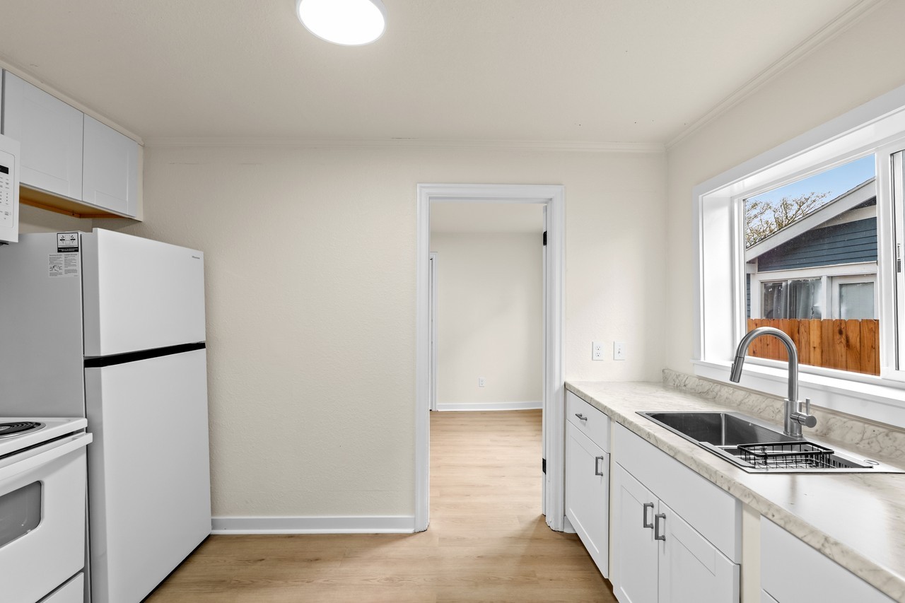 118 Jefferson St #1 - Photo 7 of 19