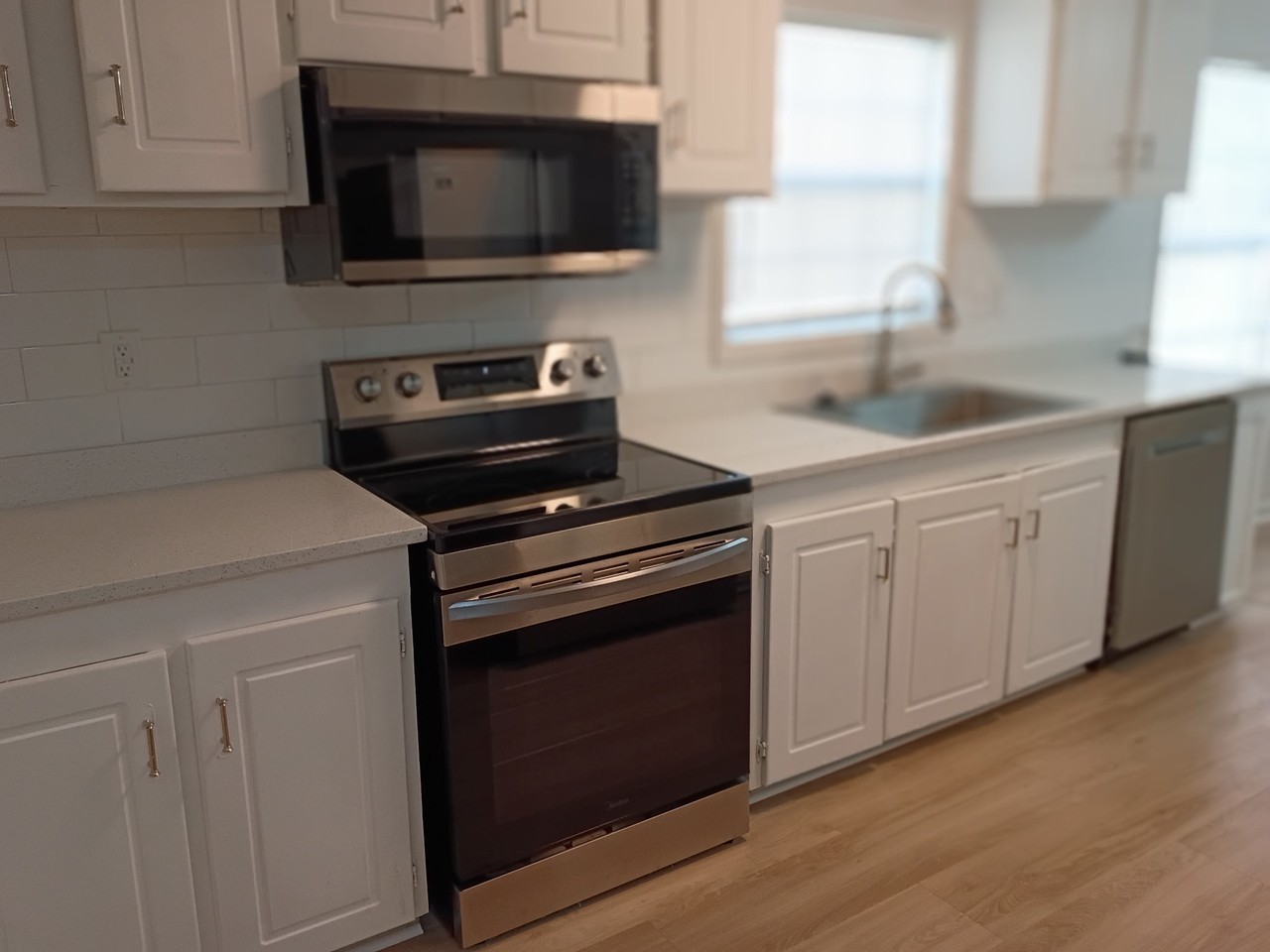 501 E Spring St #2 - Photo 3 of 12