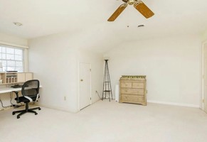 featured image of 1718 Stone River Rd