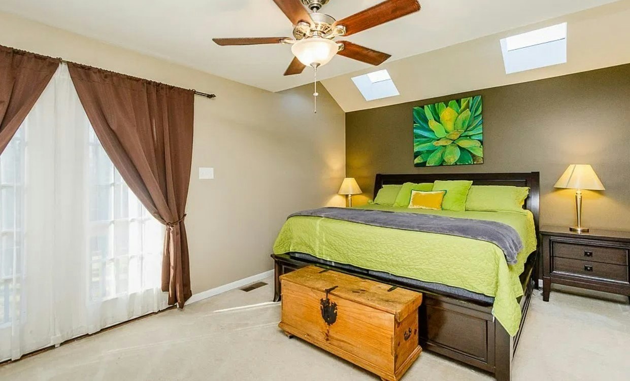1718 Stone River Road - Photo 3 of 14
