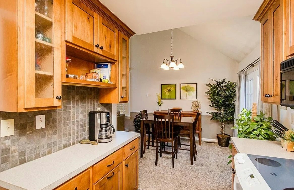 1718 Stone River Road - Photo 5 of 14