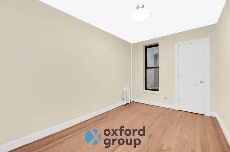 340 E 69th St - Photo 2 of 5