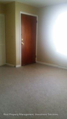 8526 Newhouse St - Photo 3 of 11