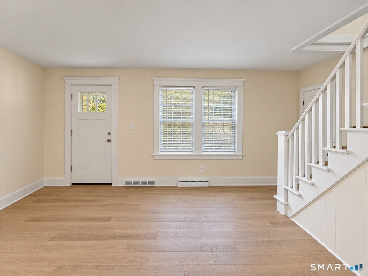 494 Cowperthwaite St #2 - Photo 6 of 24