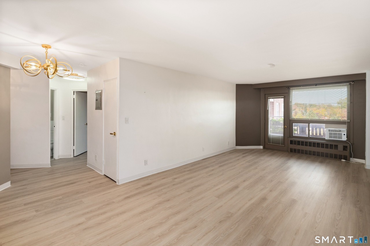 91 Strawberry Hill Ave #827