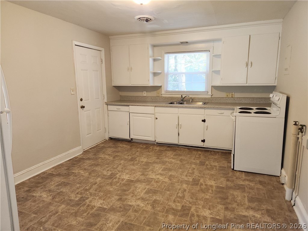 5104 Catalpa Rd - Photo 3 of 9