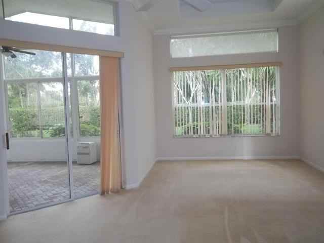 9519 Bergamo St - Photo 2 of 8