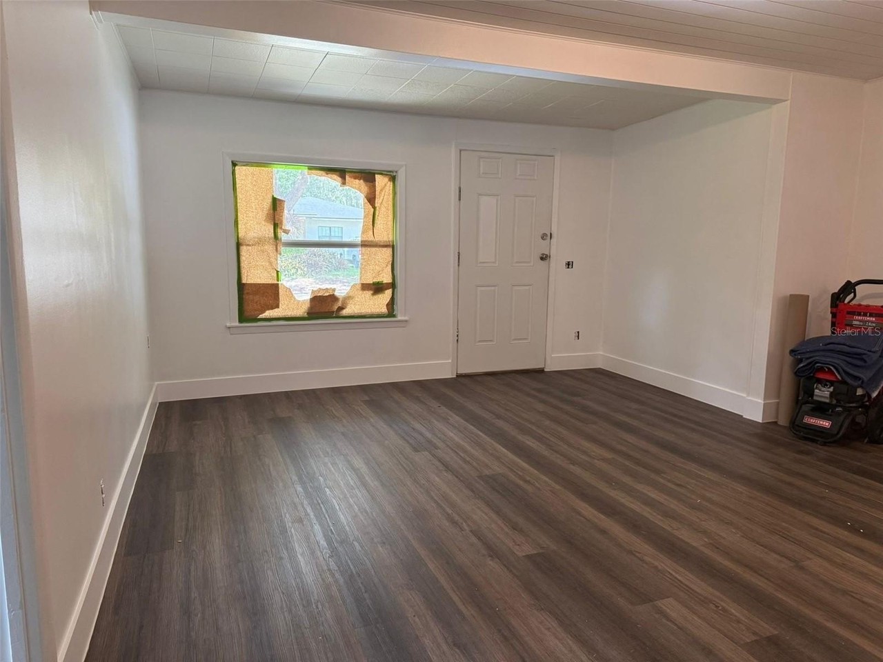 727 Magnolia St - Photo 2 of 7