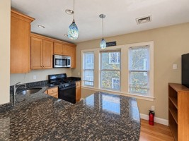 featured image of 27 Fairfax St #2