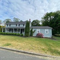 featured image of 372 Lake Ave
