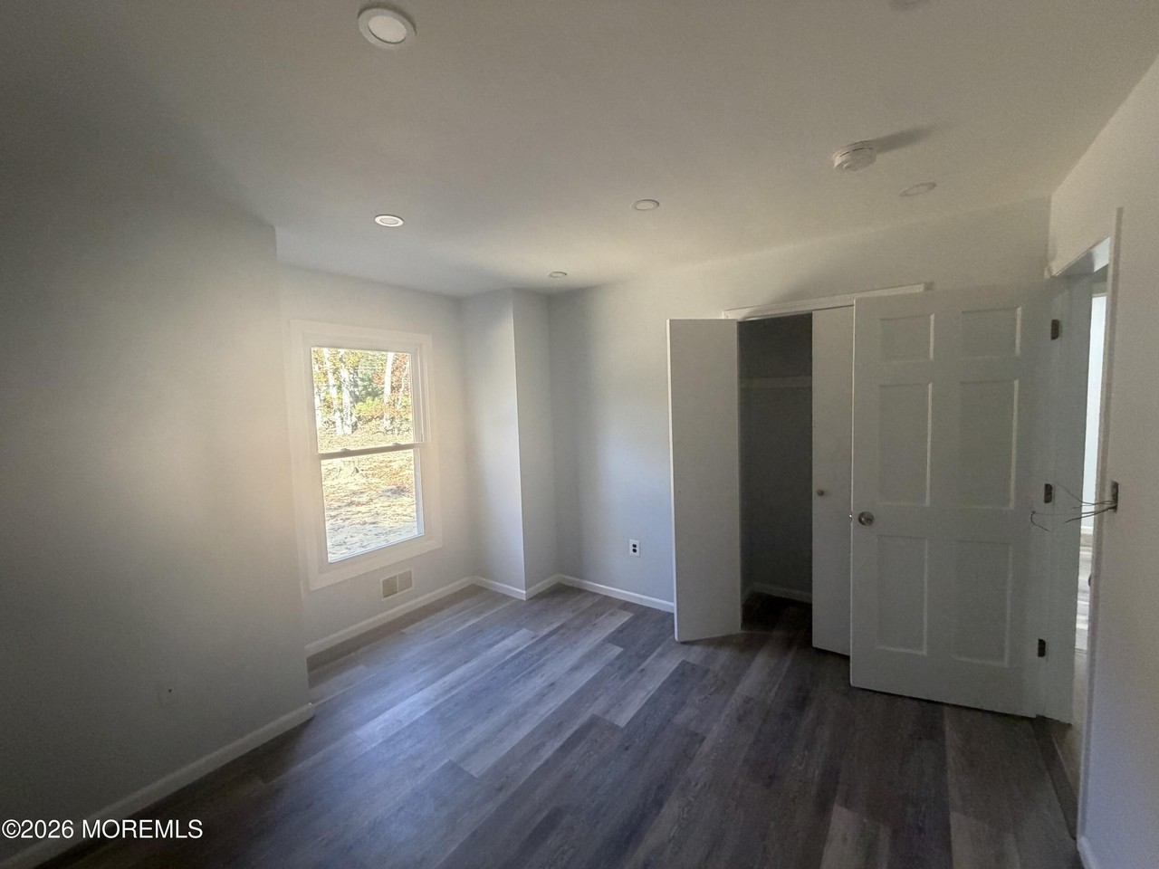 1097 Lakewood Farmingdale Rd - Photo 4 of 40