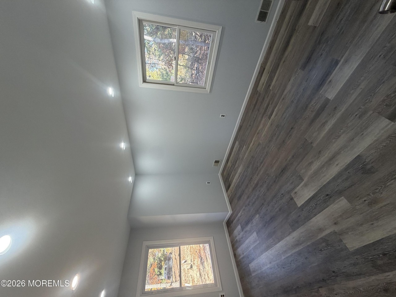 1097 Lakewood Farmingdale Rd - Photo 7 of 40