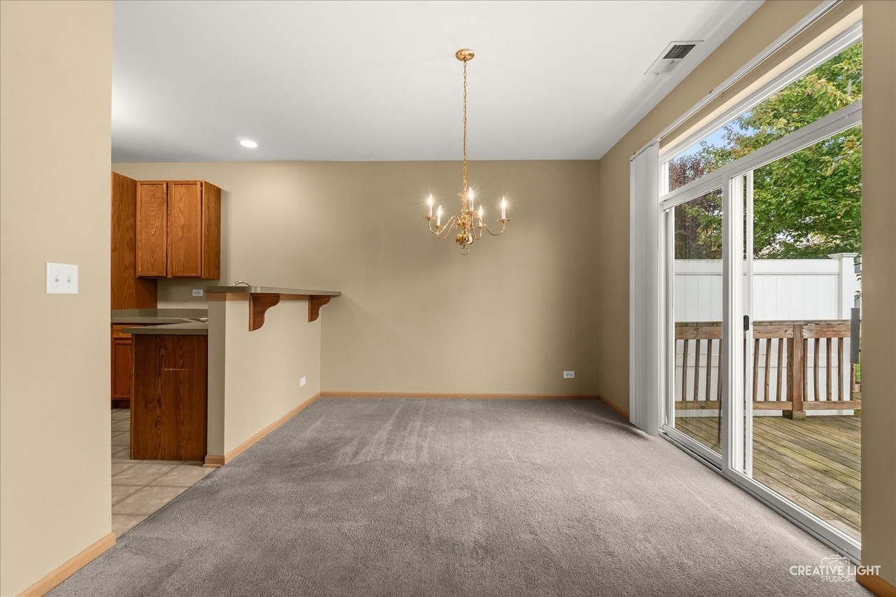 375 Chesapeake Ln #375 - Photo 4 of 39