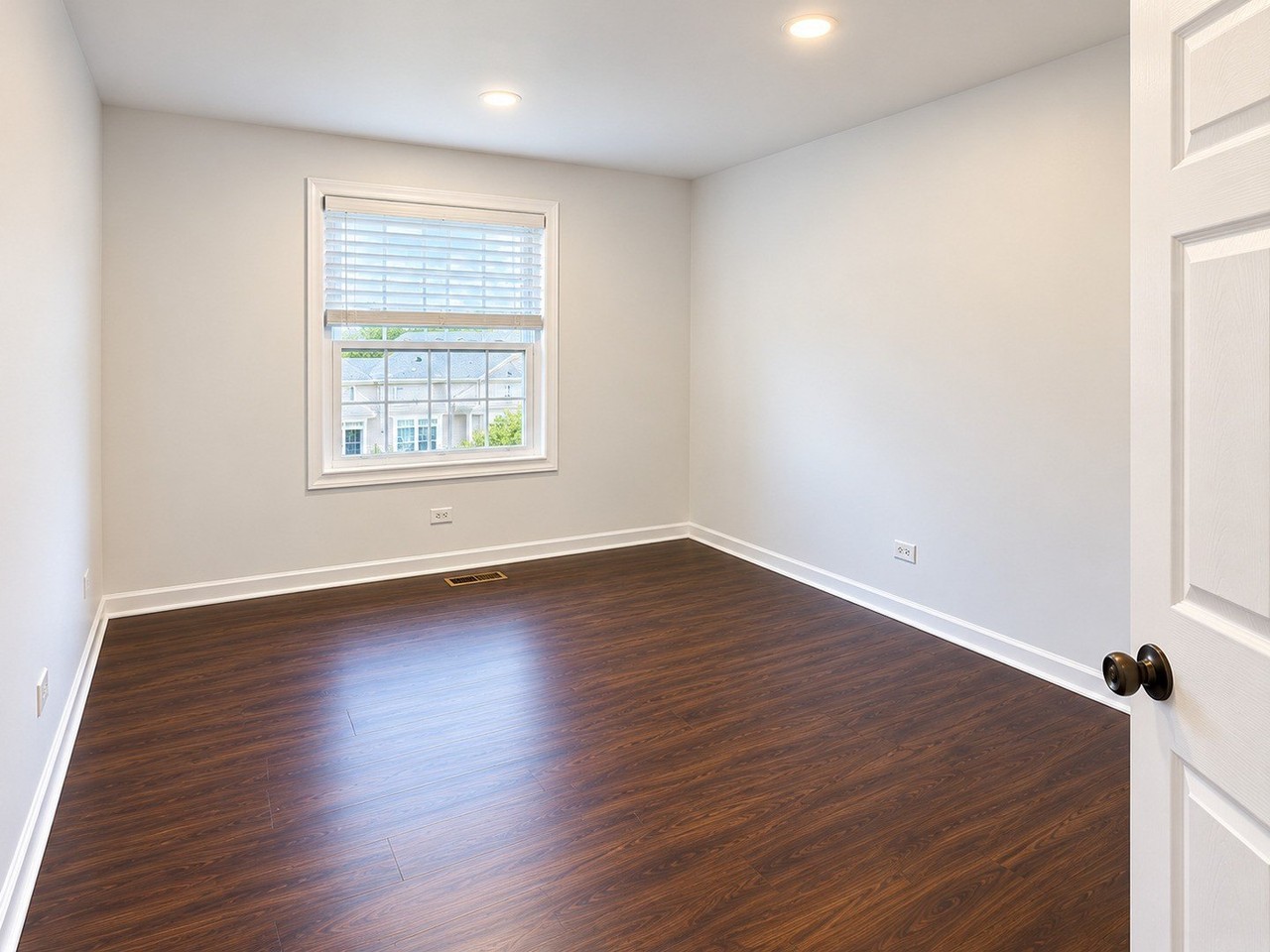 776 Roosevelt Rd - Photo 3 of 14