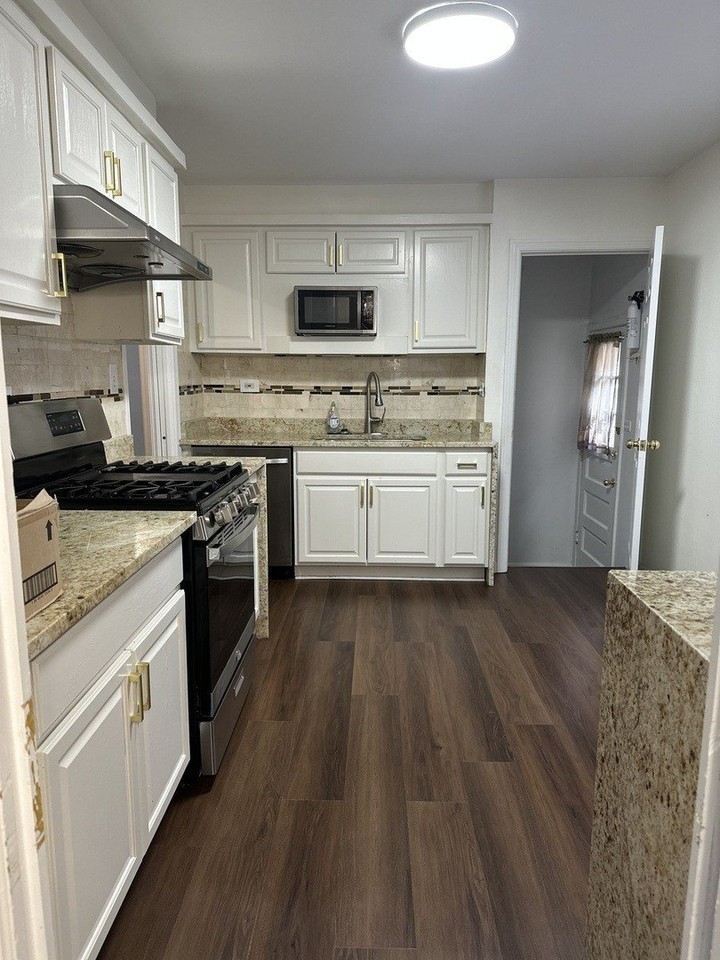 6341 N Springfield Ave - Photo 7 of 24