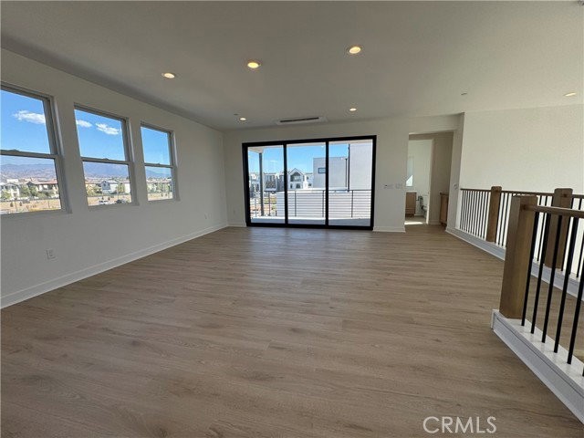121 Shell - Photo 2 of 5