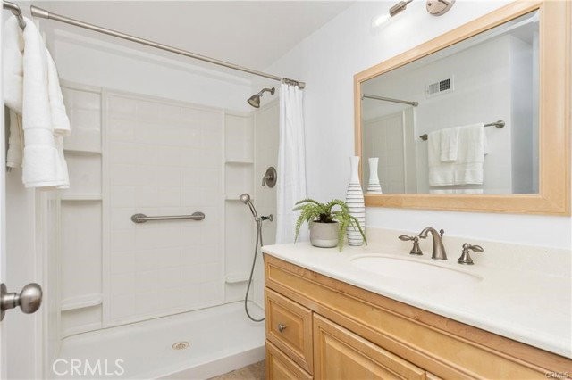 1553 Wintergreen Pl #A - Photo 5 of 7