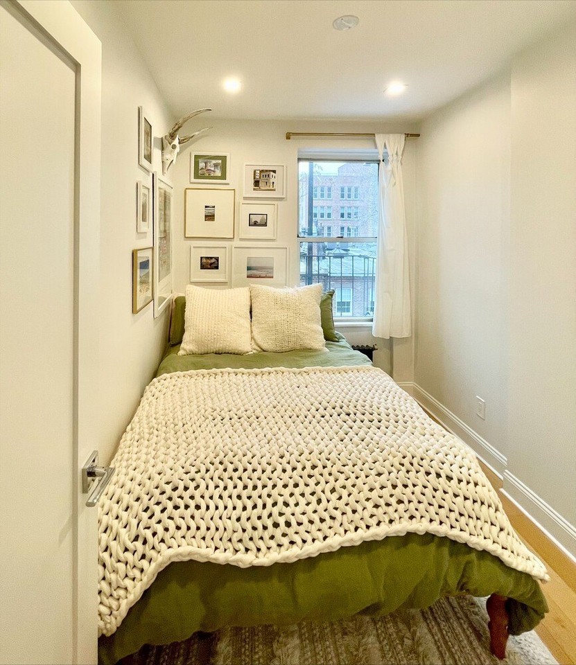 343 W 12th St - Photo 6 of 10