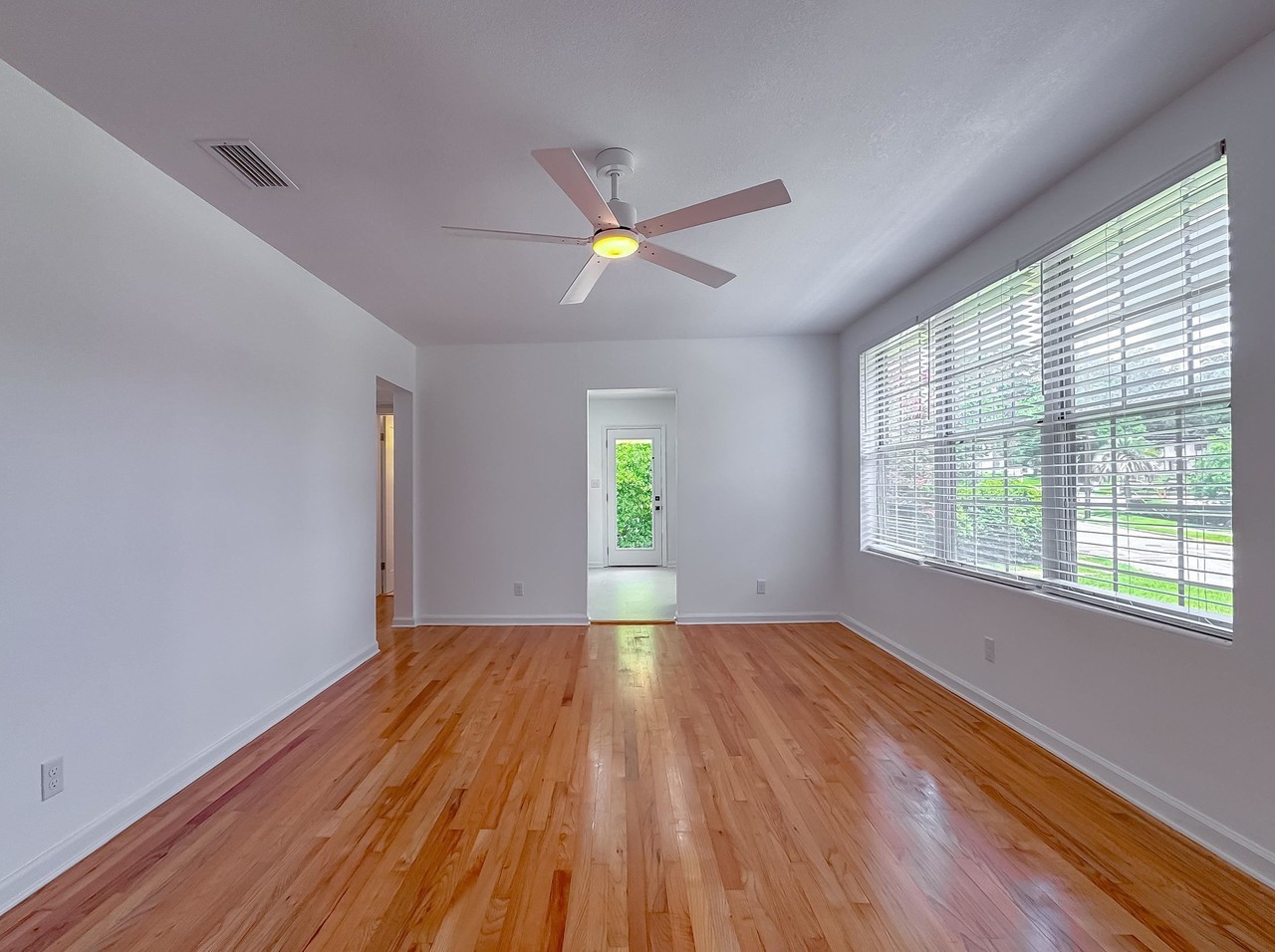 654 Miccosukee Rd - Photo 2 of 39