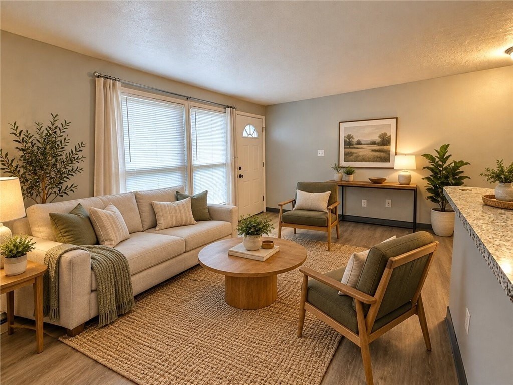 604 Union St - Photo 7 of 12
