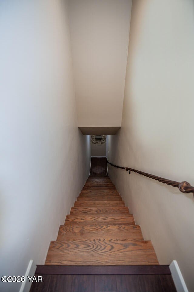 133 S Madison Ave - Photo 3 of 23