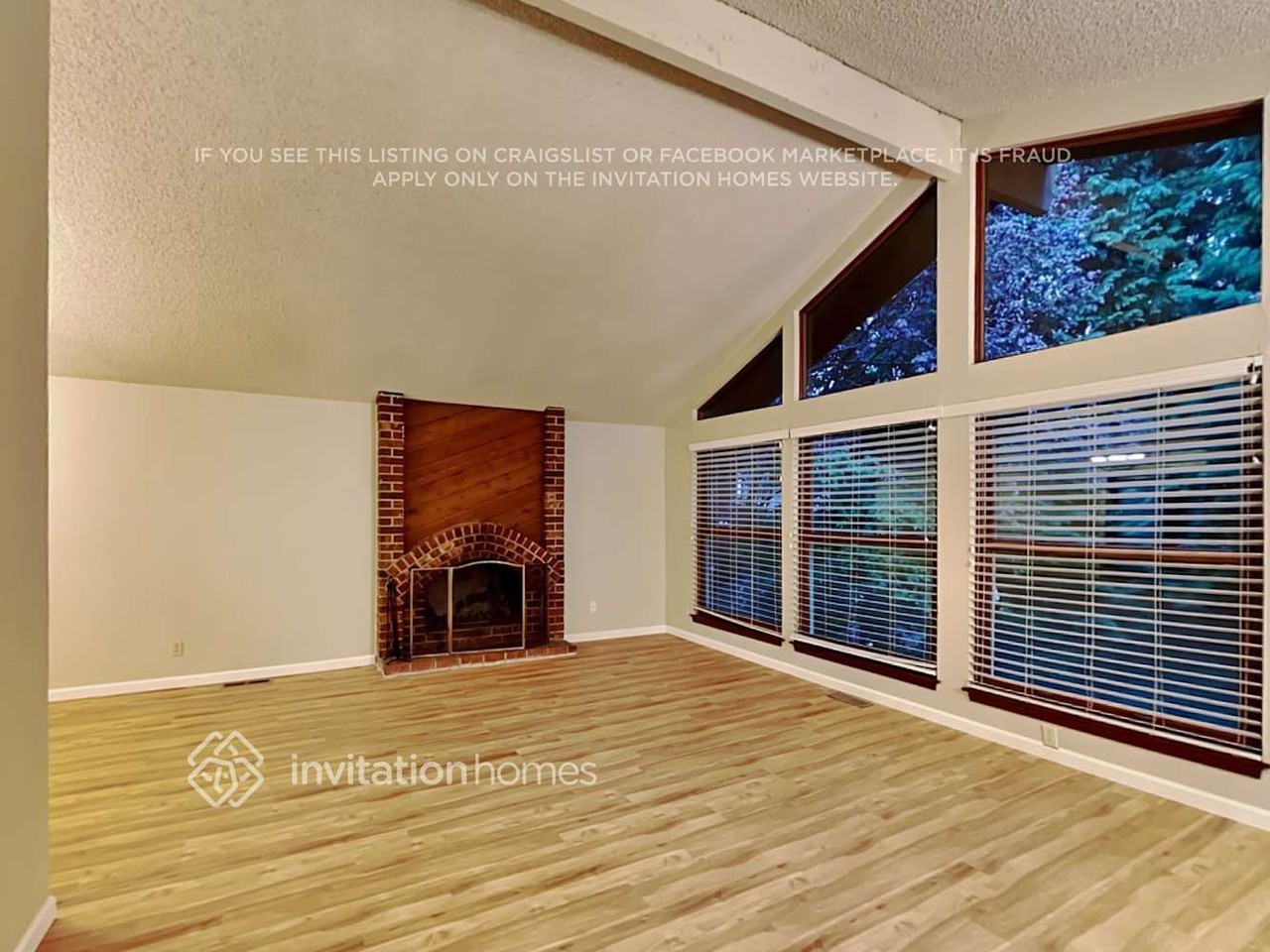 3709 S 256th Ct - Photo 4 of 19