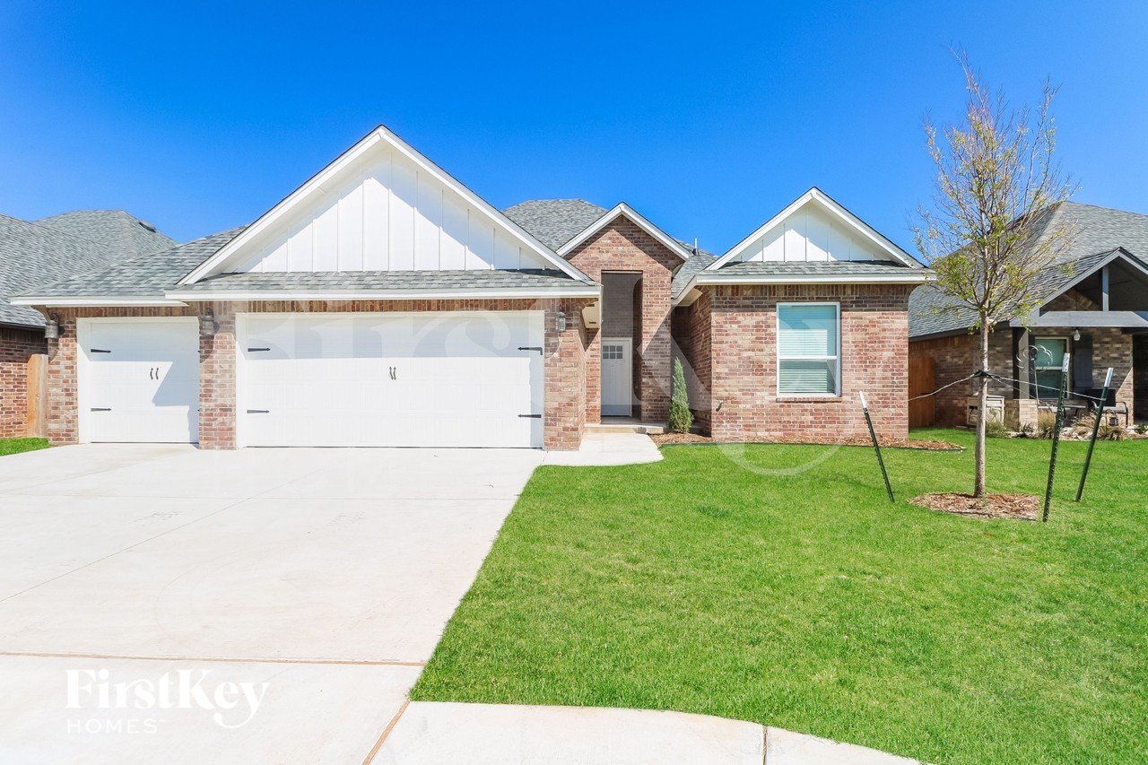 16708 Prado Dr - Photo 3 of 15
