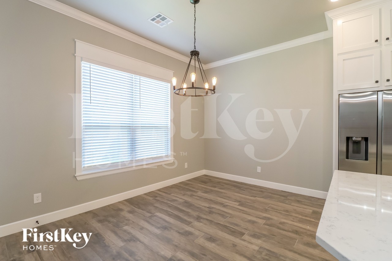 16708 Prado Dr - Photo 6 of 15
