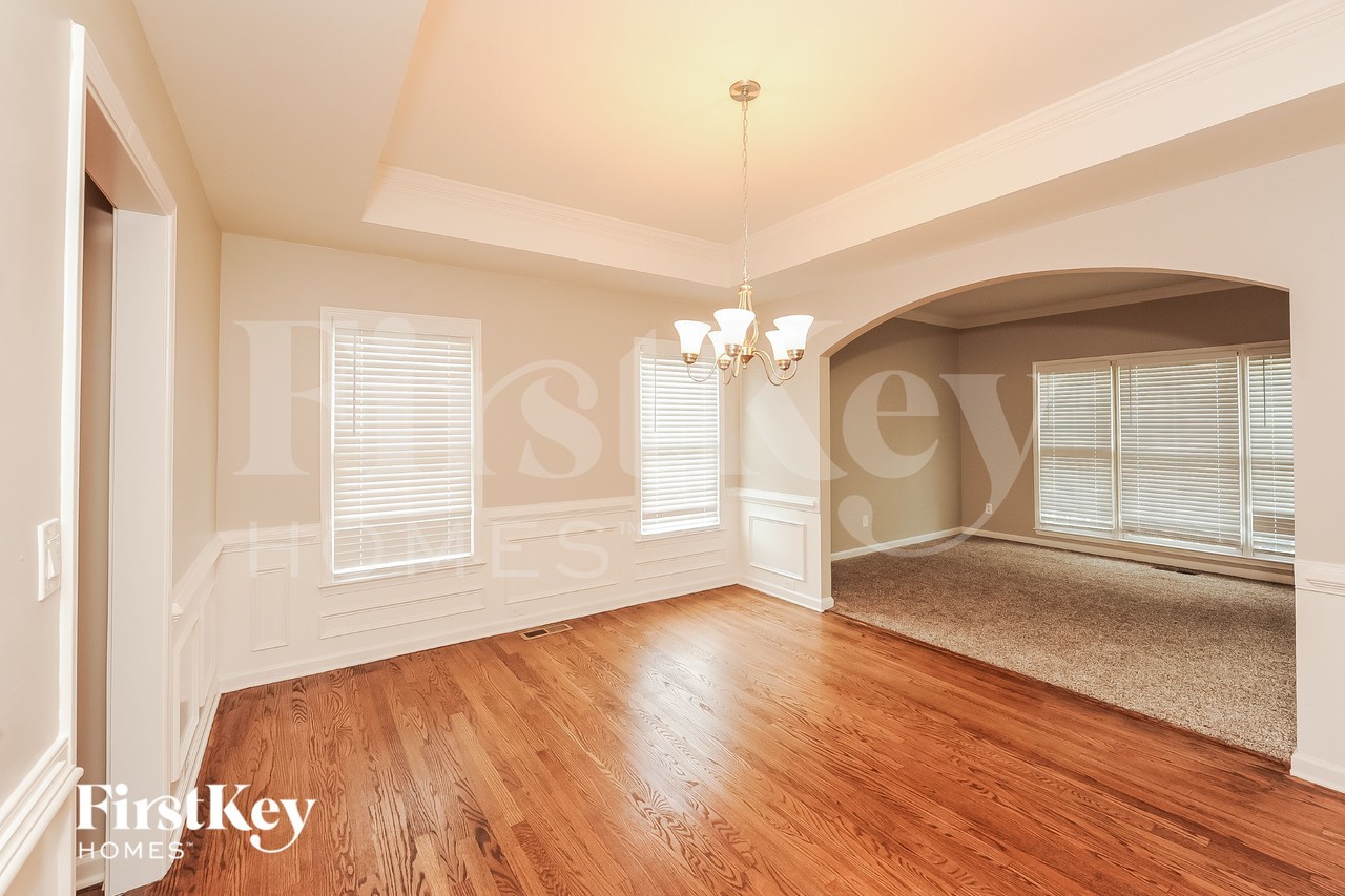 2636 Three Wood Dr - Photo 5 of 15