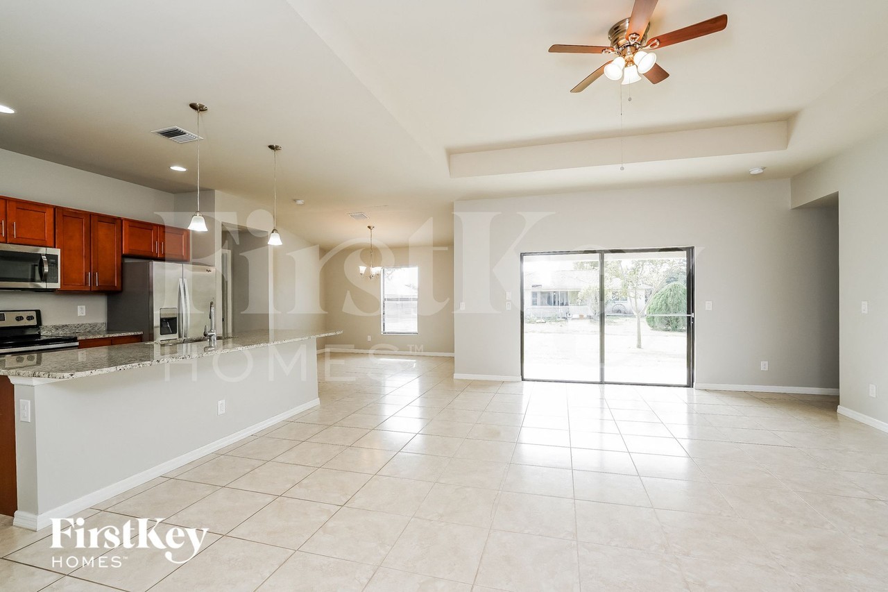 1416 Swter - Photo 3 of 15