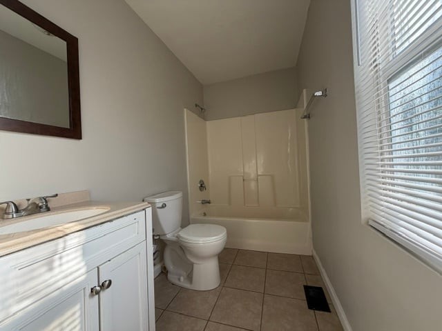 1436 Elizabeth Ave - Photo 6 of 12